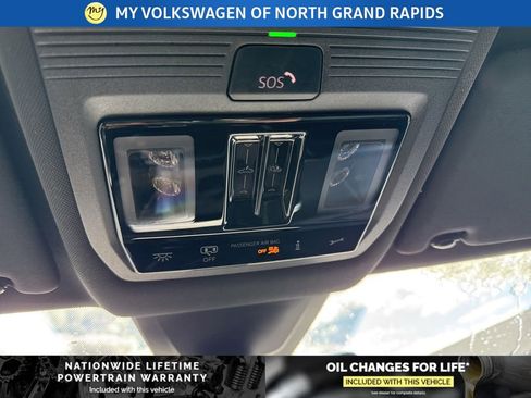 New 2026 Volkswagen Atlas Cross Sport SEL Premium R-Line AWD/4WD image 18