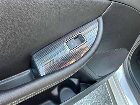 Used 2020 Chevrolet Impala Premier FWD image 26