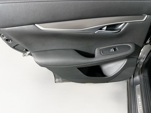 Used 2023 INFINITI QX50 Luxe image 25