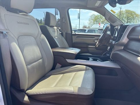 Used 2020 RAM 1500 Laramie AWD/4WD image 17