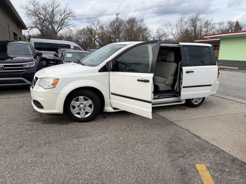 Used 2013 Dodge Grand Caravan American Value Package image 22