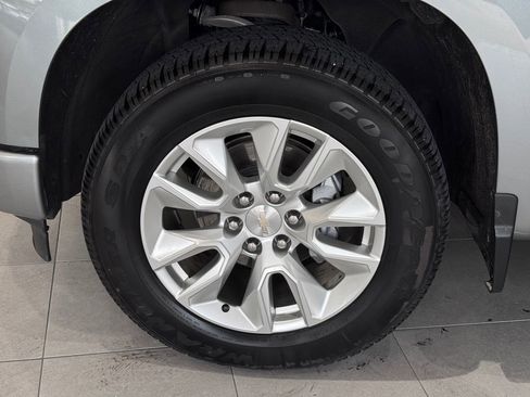 Certified 2023 Chevrolet Silverado 1500 Custom image 4