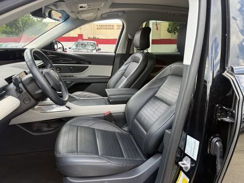 Used 2024 Lincoln Nautilus Reserve w/ Equipment Group 202A AWD/4WD image 25