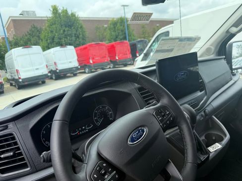 New 2025 Ford Transit 350 XL image 10