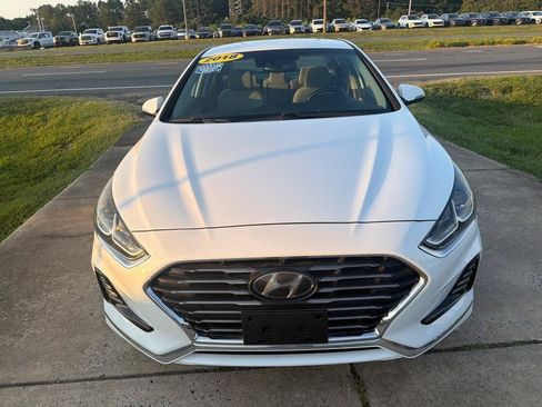 Used 2018 Hyundai Sonata SEL w/ Tech Package 02 FWD image 6
