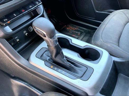 Used 2022 Chevrolet Colorado LT w/ Fleet Safety Package AWD/4WD image 14