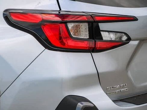 New 2025 Subaru Crosstrek 2.5i Limited image 11