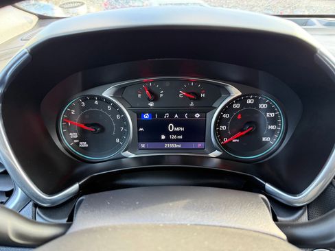 Used 2020 Chevrolet Equinox Premier image 11