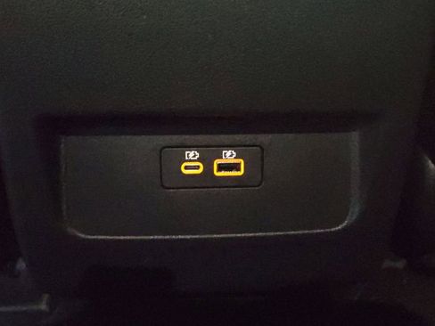 Used 2025 Nissan Frontier Pro-X image 12