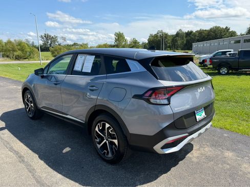 Used 2023 Kia Sportage EX FWD image 7