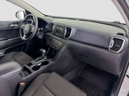 Used 2017 Kia Sportage LX AWD/4WD image 25