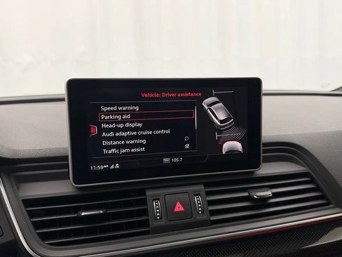 Used 2018 Audi SQ5 Prestige w/ Prestige Package AWD/4WD image 20