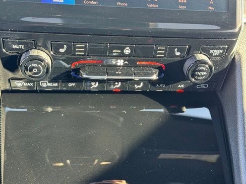 New 2025 Jeep Grand Cherokee Limited AWD/4WD image 22