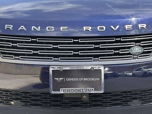 Used 2023 Land Rover Range Rover Sport SE AWD/4WD image 6