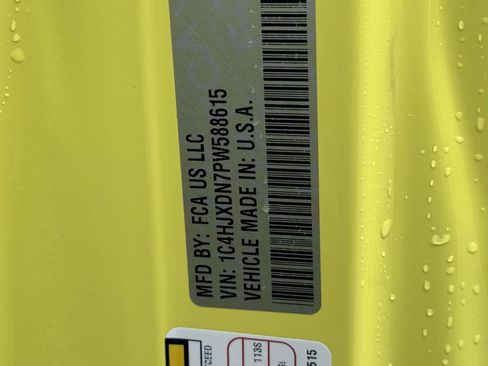 Used 2023 Jeep Wrangler Willys image 32