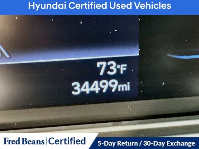 Used 2023 Hyundai Venue Limited FWD image 27