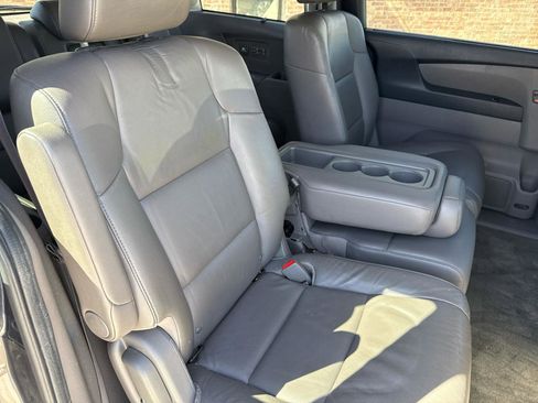 Used 2015 Honda Odyssey Touring Elite image 50