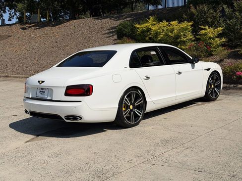 Used 2018 Bentley Flying Spur S V8 image 11