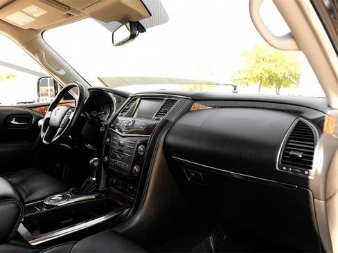 Used 2020 Nissan Armada SL w/ Premium Package image 10