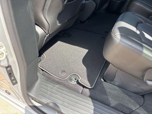 New 2026 Chrysler Voyager LX image 20