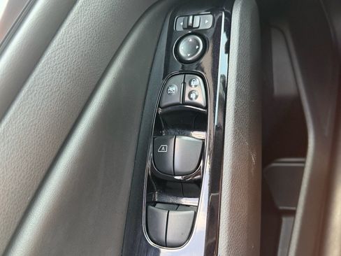 Certified 2023 Nissan Altima 2.5 SV FWD image 32