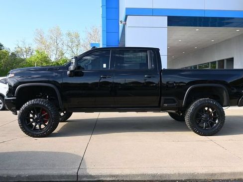 New 2026 Chevrolet Silverado 2500 LTZ w/ Z71 Chrome Sport Edition AWD/4WD image 15