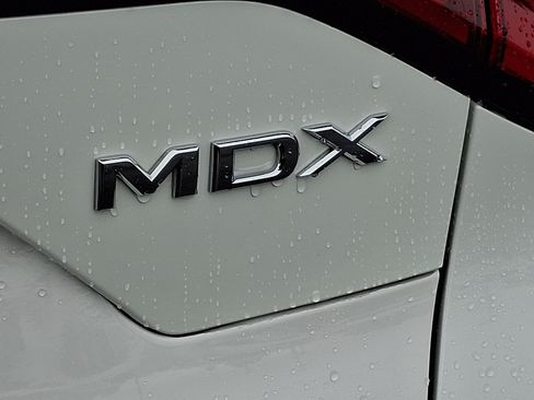 Used 2024 Acura MDX SH-AWD image 32