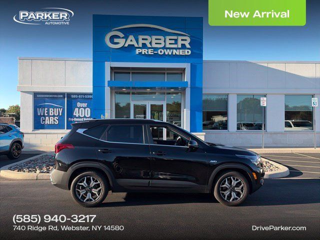 Used 2021 Kia Seltos EX AWD/4WD image 1