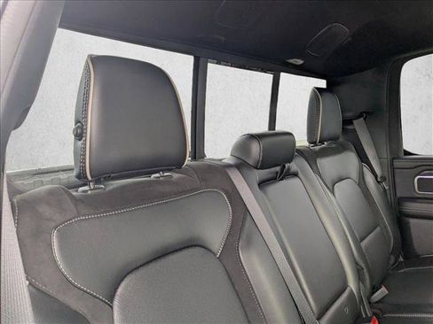 Used 2023 RAM 1500 Laramie AWD/4WD image 17