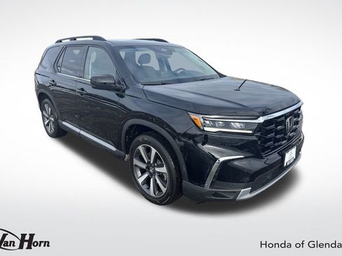 Certified 2023 Honda Pilot Touring image 1