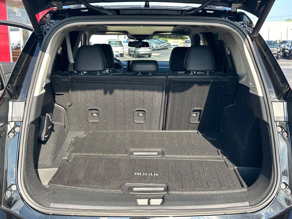 Used 2026 Nissan Rogue Platinum AWD/4WD image 29