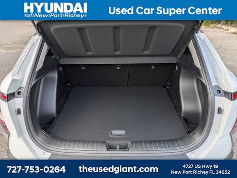 Certified 2024 Hyundai Kona SEL FWD image 12