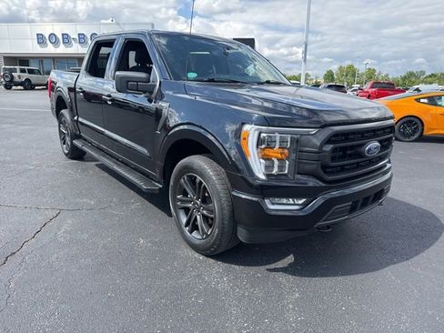 Used 2022 Ford F150 XLT w/ Equipment Group 302A High AWD/4WD image 4