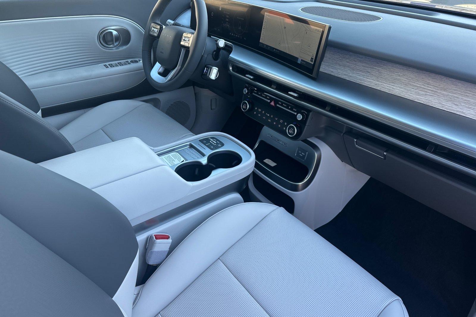 New 2026 Hyundai Ioniq 9 SEL AWD/4WD image 17