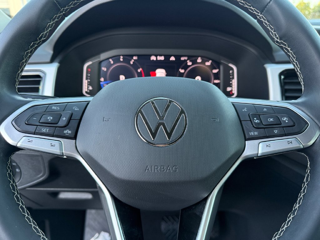 Used 2023 Volkswagen Atlas SE w/ Black Wheel Package AWD/4WD image 21