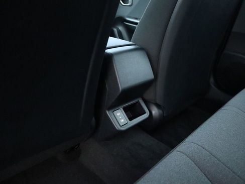 New 2025 Kia K4 LXS image 16