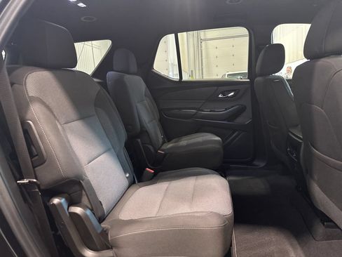 Used 2023 Chevrolet Traverse LT AWD/4WD image 39