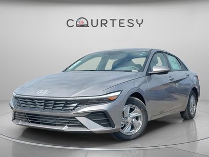 New 2026 Hyundai Elantra SE