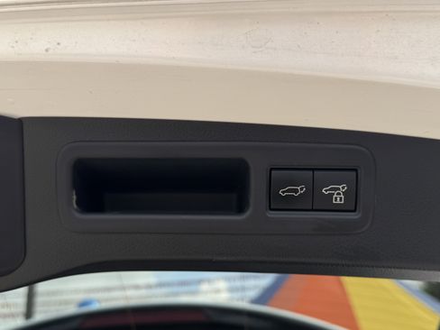 Used 2024 Lexus RX 350 Premium w/ Accessory Package (Z1) FWD image 9