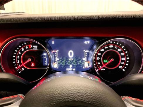 Used 2021 Jeep Gladiator Rubicon AWD/4WD image 14