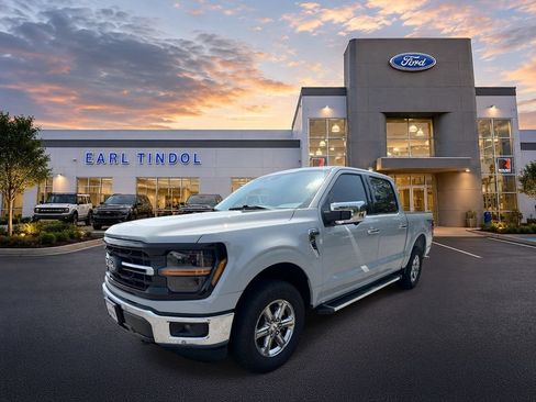 Certified 2024 Ford F150 XLT w/ Equipment Group 302A MID AWD/4WD image 5