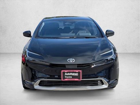 New 2026 Toyota Prius Plug-In Hybrid FWD image 6