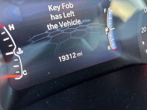 Used 2025 Jeep Compass Limited image 42