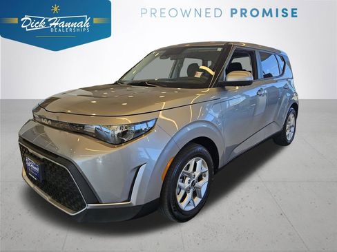 Used 2025 Kia Soul LX w/ LX Technology Package image 1