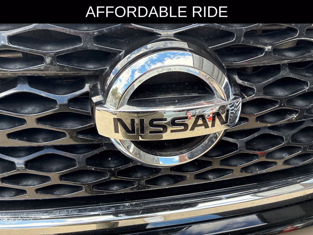 Used 2017 Nissan Armada Platinum w/ Captain Seat Package RWD image 3
