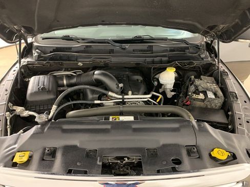 Used 2018 RAM 1500 Big Horn image 42