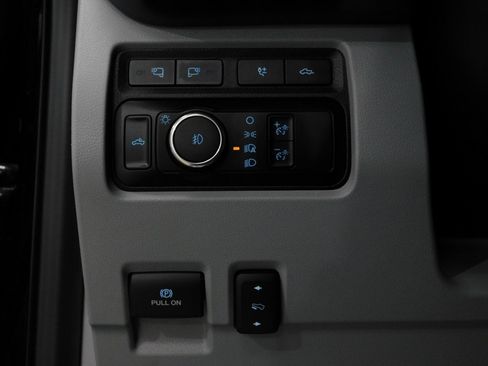 Used 2023 Ford F250 Limited w/ FX4 Off-Road Package image 41