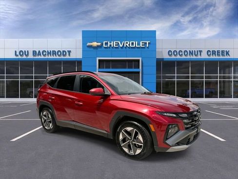 Used 2025 Hyundai Tucson SEL FWD image 2
