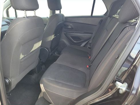 Used 2019 Chevrolet Trax LS w/ Tint and Cruise Package FWD image 11