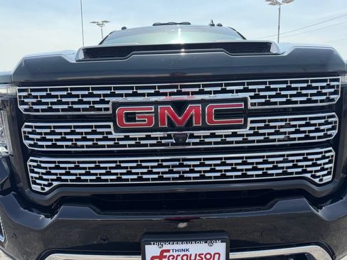 Used 2022 GMC Sierra 3500 Denali AWD/4WD image 7